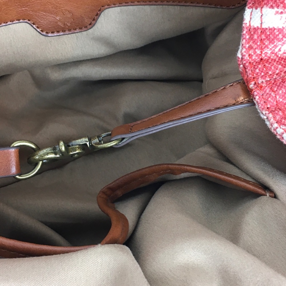 Lucky Brand Red and Cream Shoulder Bag - Picture 8 of 16